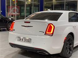 کرایسلەر 300